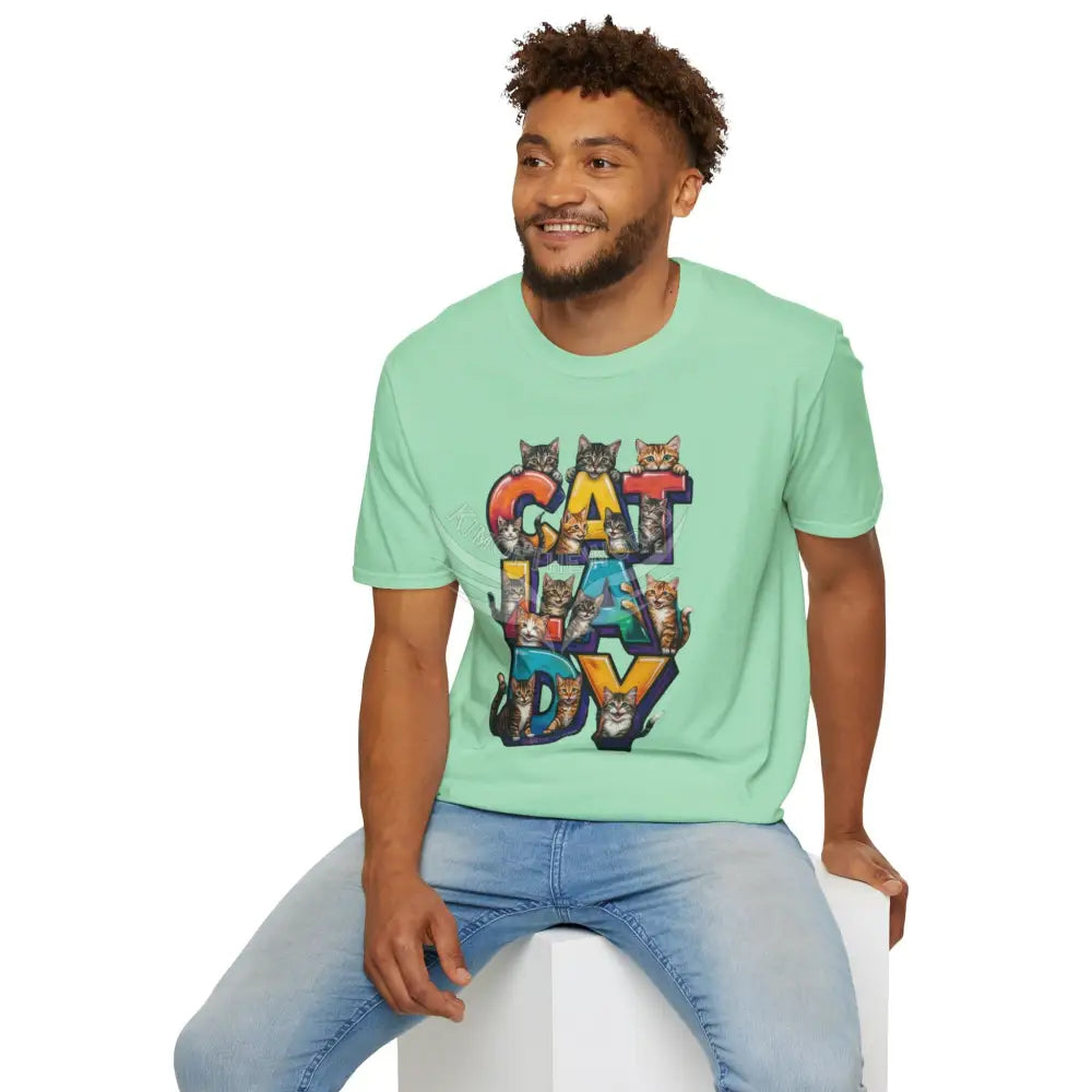 Cat Lady Graffiti Kitty Cats Cat Parent Tee - Softstyle T-Shirt T-Shirt