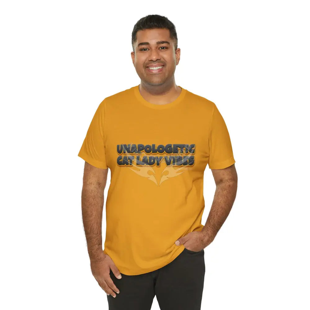 ’Unapologetic Cat Lady Vibes’ Bold Cat Lady Statement T-Shirt T-Shirt