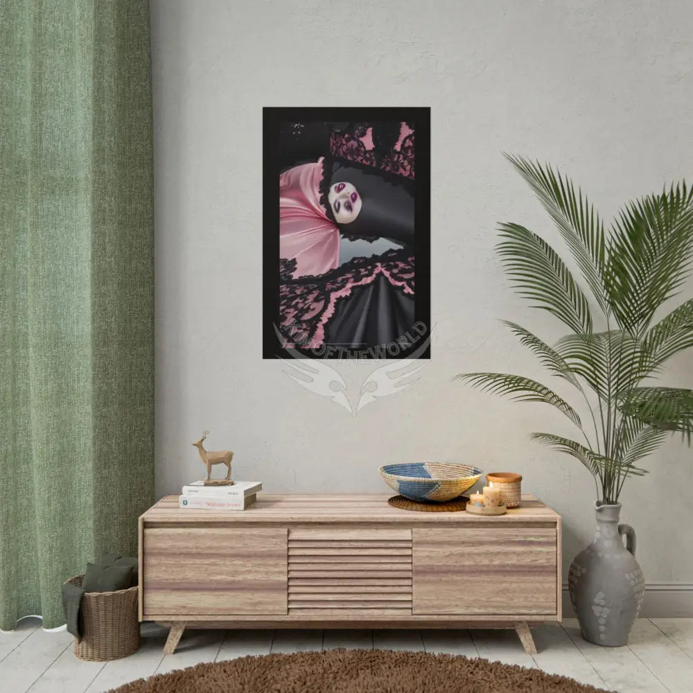 Weird Art Satin Black & Pink Fashion Lady Poster Print Set Pcs — Luxury Iridescent Wall Art for Bedroom and Fashion